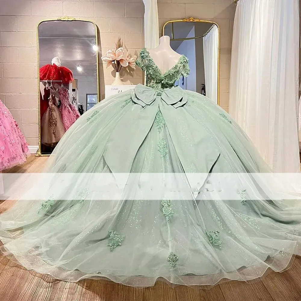 Mint Green Quinceanera Dress Lace-Up Back V-Neck Tulle A-Line Sweep Train from Dhgate Quinceanera Dresses - price 211.93 Mint Green Quinceanera Dress Lace-Up Back V-Neck Tulle A-Line Sweep Train from Dhgate Quinceanera Dresses - price 211.93