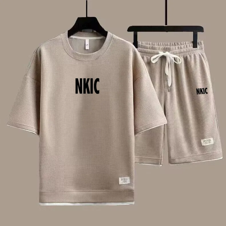 Mens Tracksuit: Summer Fashion Short Sleeve Sportswear