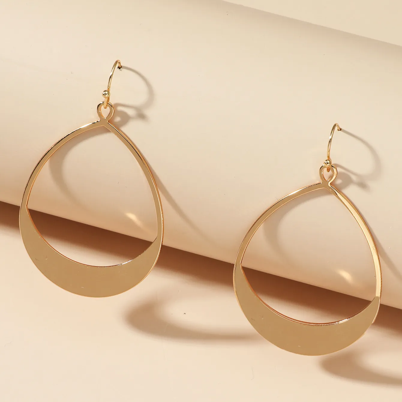 Www Alhudapk Teardrop Ear Tunnels Earrings Discount Best Selling