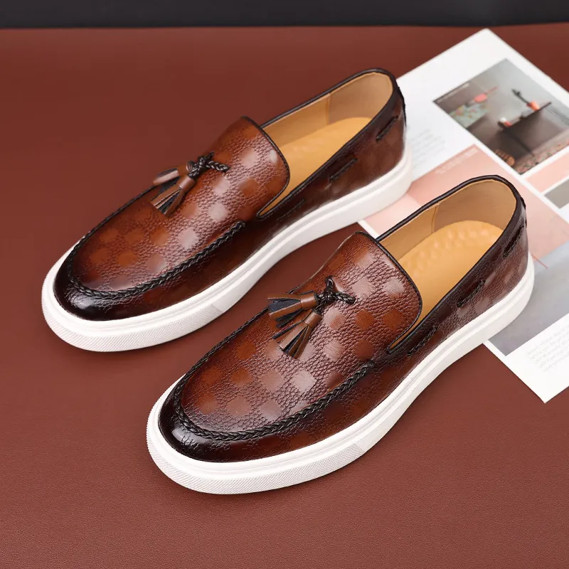 Embossed Leather Tassel Loafers: Retro British Style, Shop Now