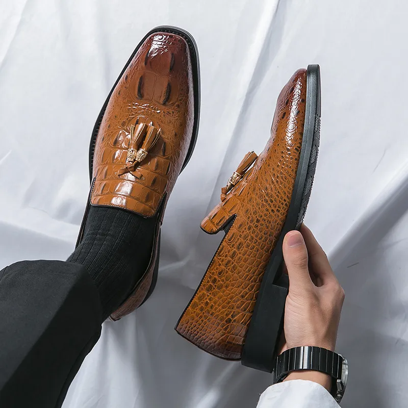 Bulk Mens Black Business Shoes Classic Tassel Loafers In  display picture 2