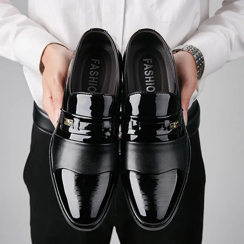 shiny black mens dress shoes Men Black Glossy Patent Derby Genuine Leather Shoes with Laces
