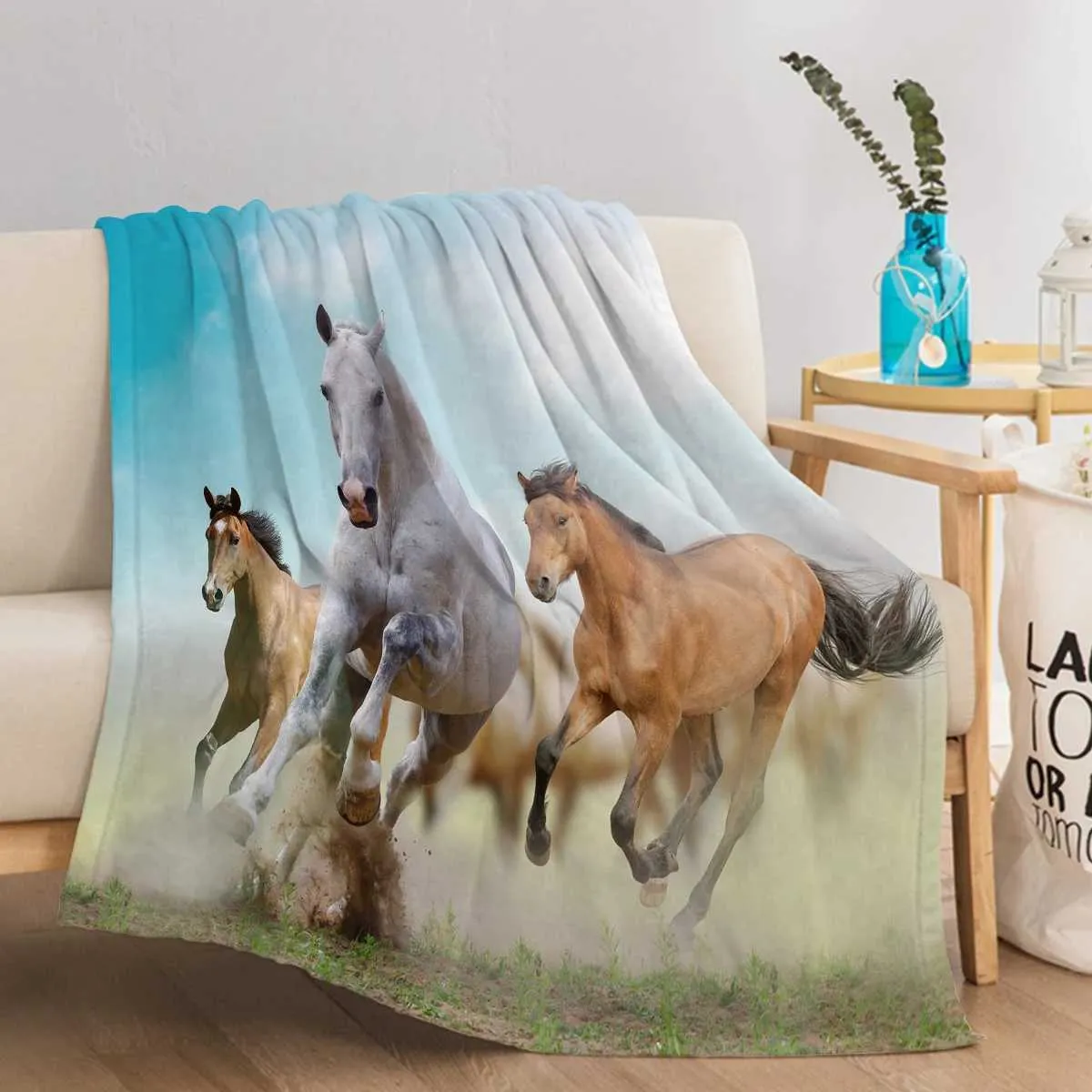 Running Horse Blanket Cozy Acrylic Woven Blanket for Couch Sofa