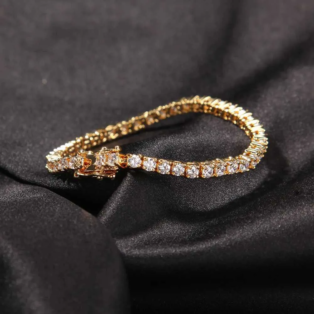tomomi.s(合計17点) Mens 1/10 CT. T.W. Diamond Stainless Steel Stud Earring