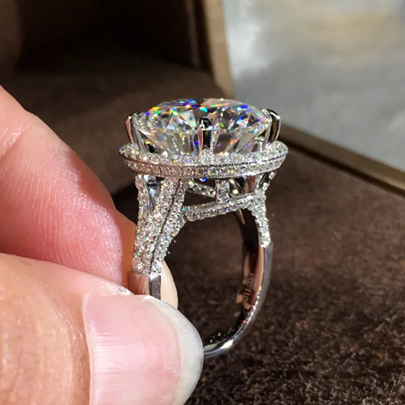 Classic Heart & Arrow Sterling Silver Zircon Women's Ring_voghion.com