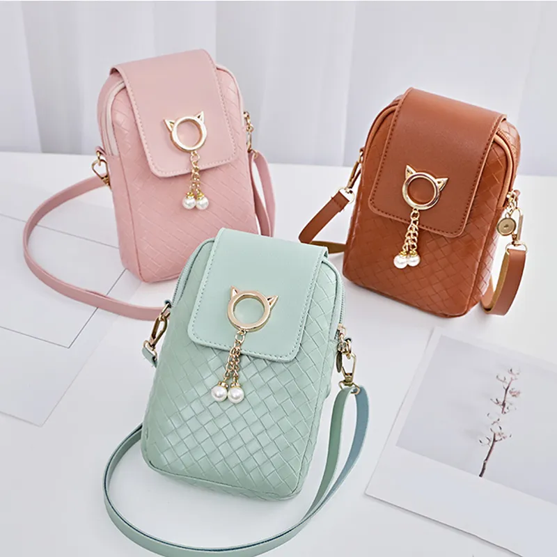 DHgate.com:Womens Pearl Tassel Shoulder Bag: Roomy PU DHgate.com:Womens Pearl Tassel Shoulder Bag: Roomy PU