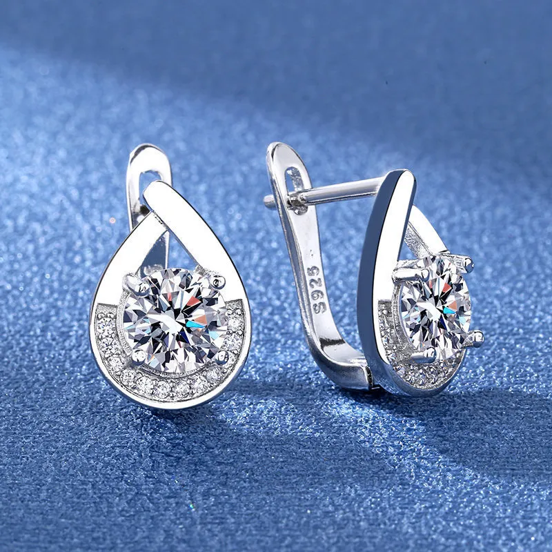 Orecchini a lobo in argento sterling con cristalli cz chiari_voghion.com