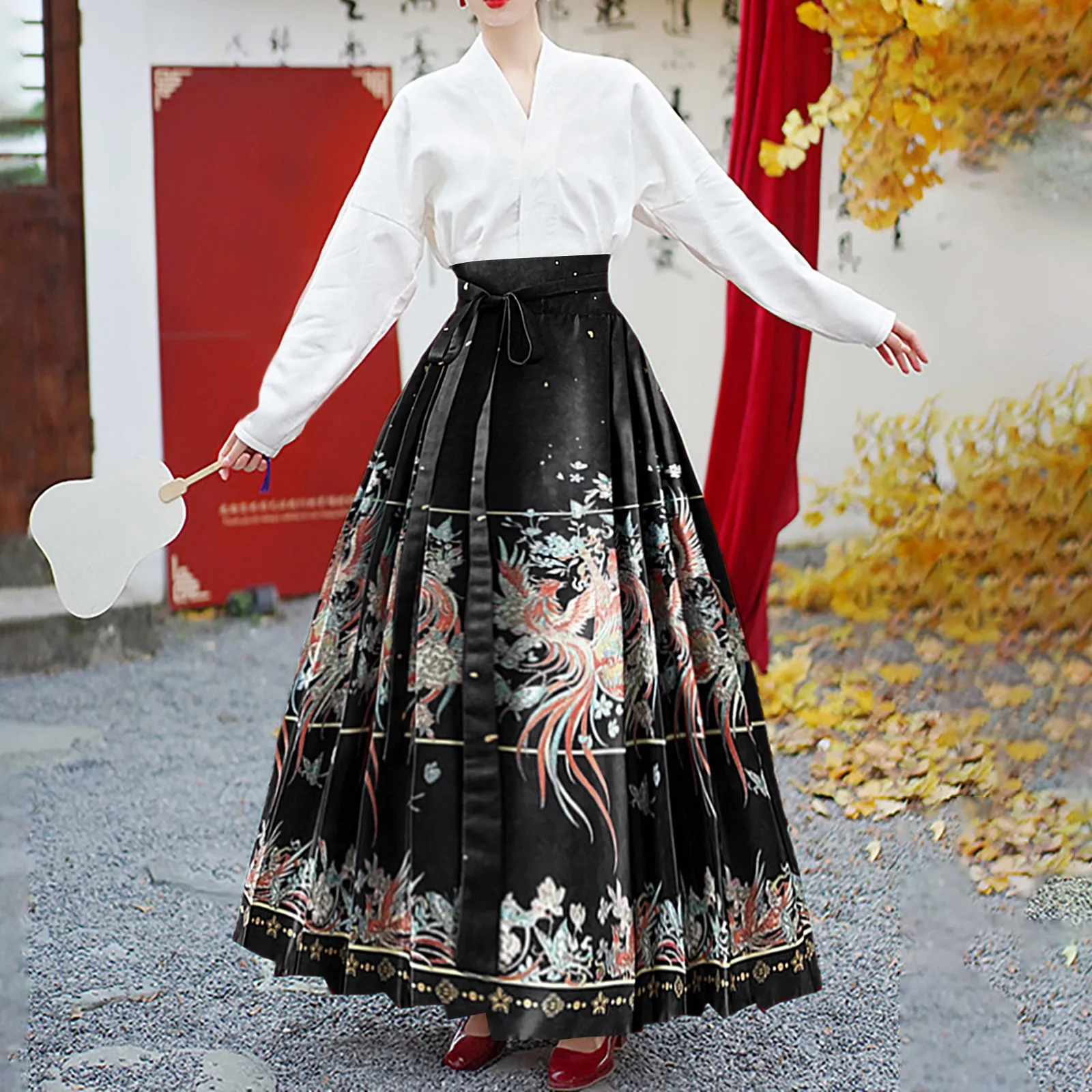 Silk Pleated Skirt with Exquisite Embroidery: Elegant Half Silk Pleated Skirt with Exquisite Embroidery: Elegant Half