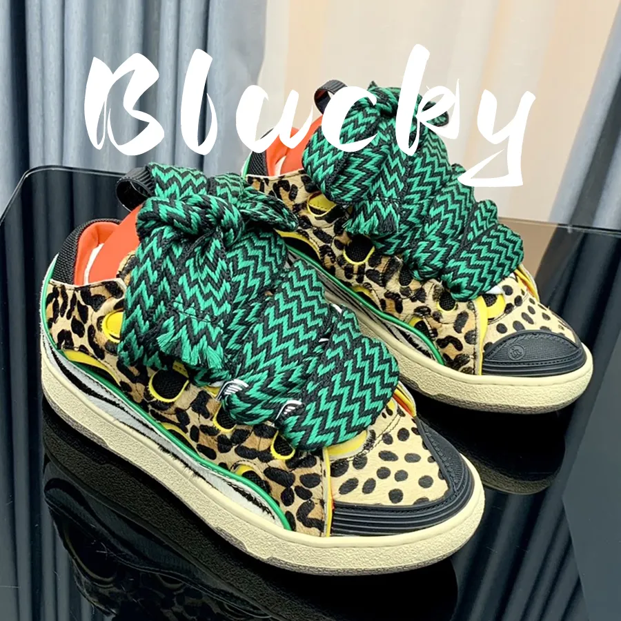 Sneaker shoelaces style best sale