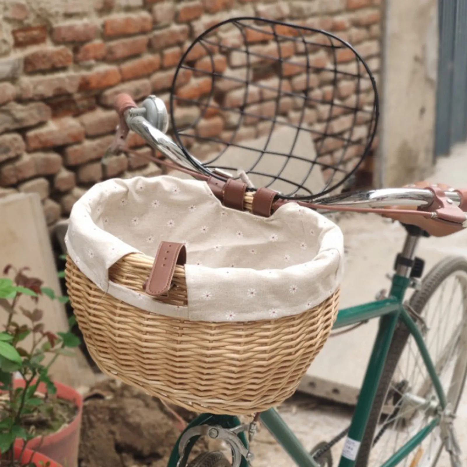 Handmade Wicker Pet Bicycle Tandem Basket With Metal Hollow Cover Rattan Toy For Child Bicycle Mount Outdoor Accessory From Homepro11 47.63 DHgate.Com