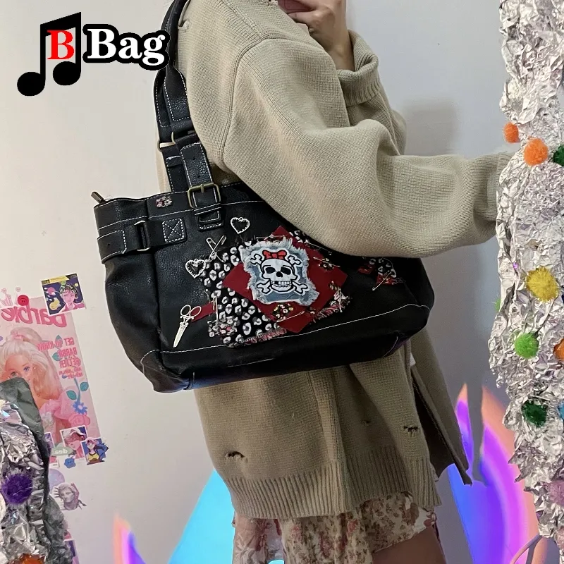 暮らしに便利なアイテム DHgate.com:Y2K Single-Shoulder Bag Underarm Pin Skull バッグ