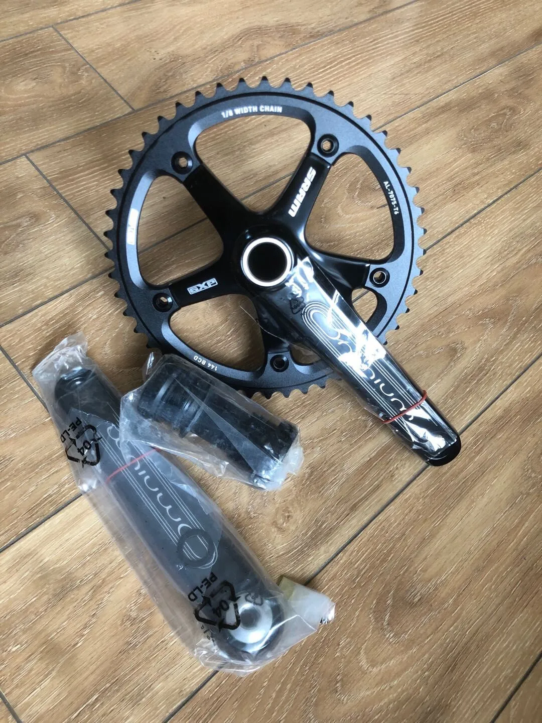SRAM Omnium Track crankset meaning - Fixed Gear Chainwheel SRAM Omnium Track crankset meaning - Fixed Gear Chainwheel