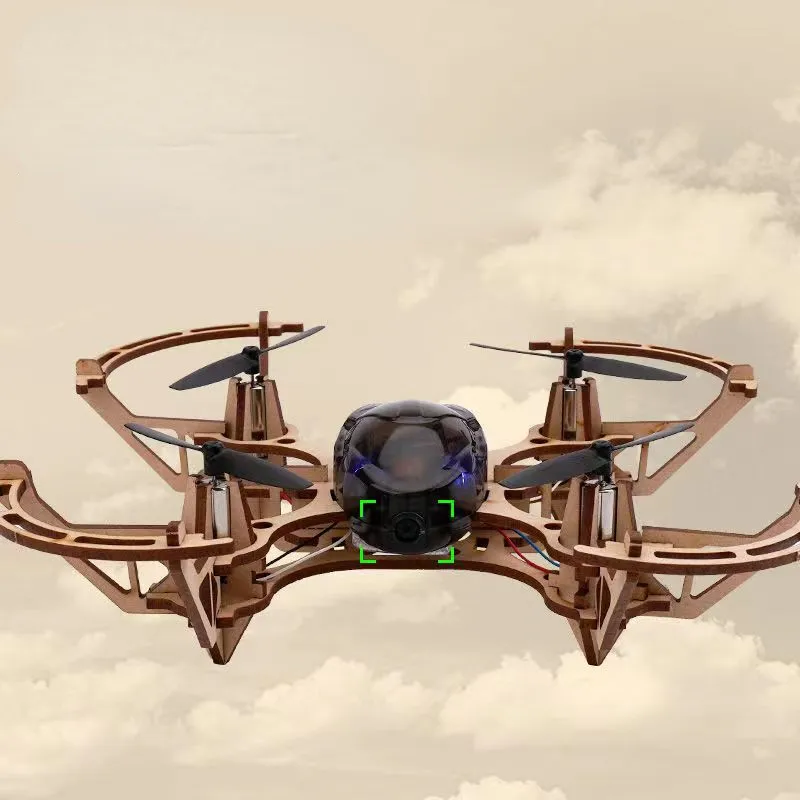 WOODEN DIY DRONE 組み立て式 木製ホビードローン 知育にもおススメ♪ 日本初の木製DIYドローン「Wooden Diy Drone