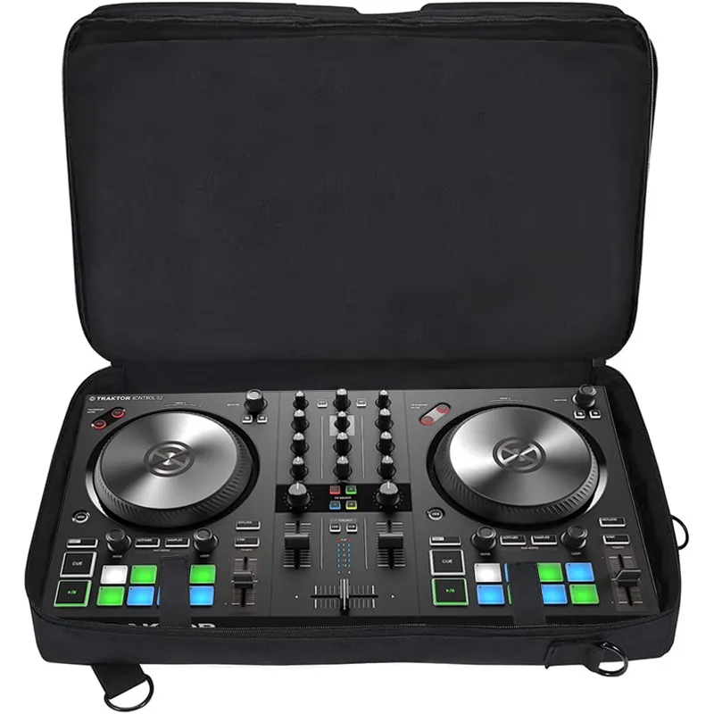 DJコントローラー(バッグ付) TRAKTOR KONTROL S2 MK3 【公式通販】