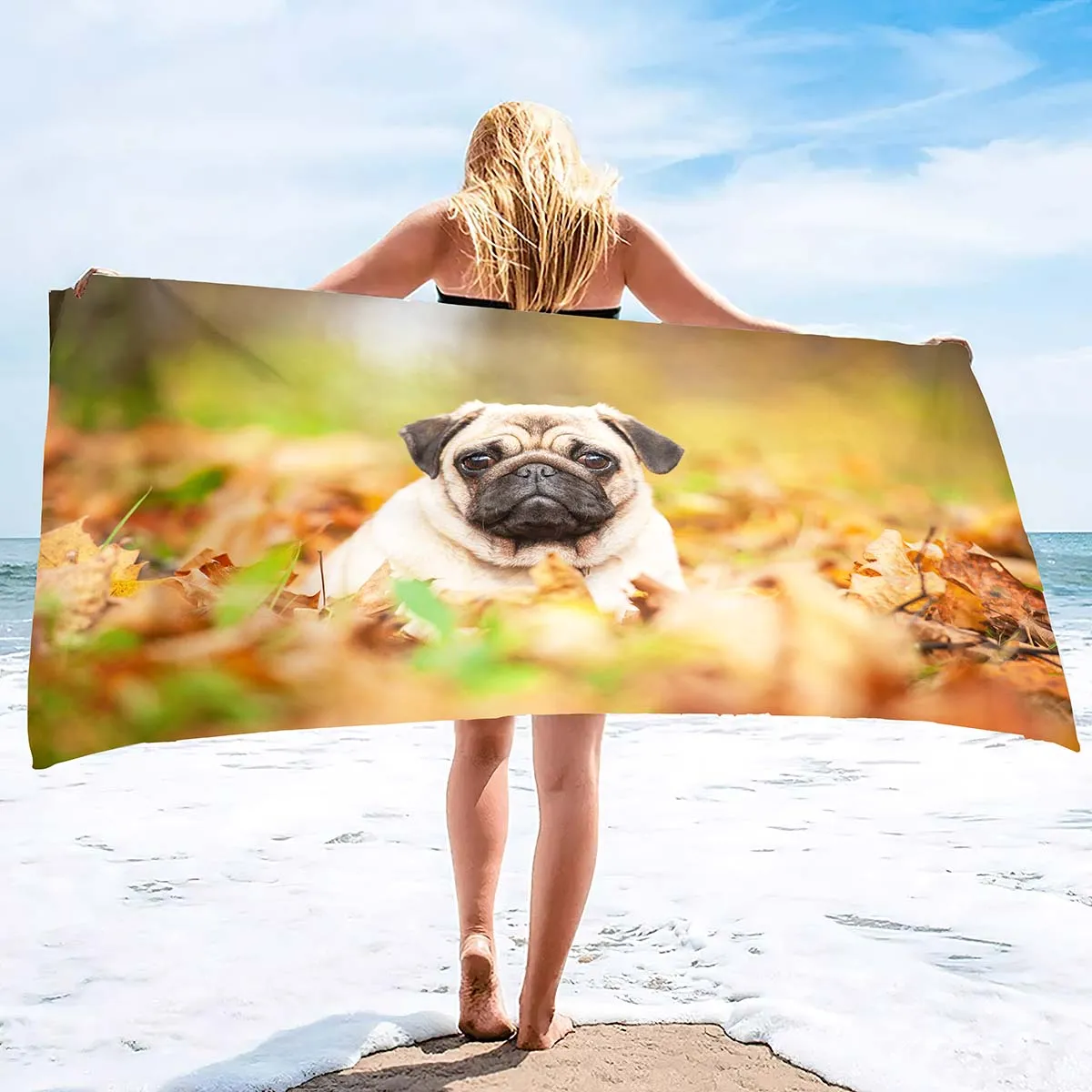 Lightweight Microfiber Beach Towel Sand Free, Compact Travel Blanket for  Adults Kids, Cute Pug Puppy Design, Quick Dry