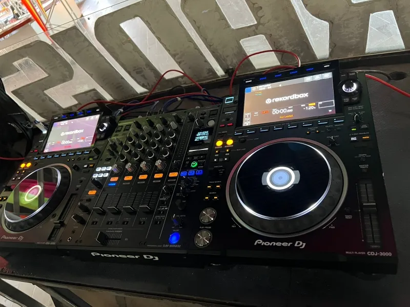 2023 Quality 2x Pair Of Pioneer DJ CDJ 3000 Players Pair +