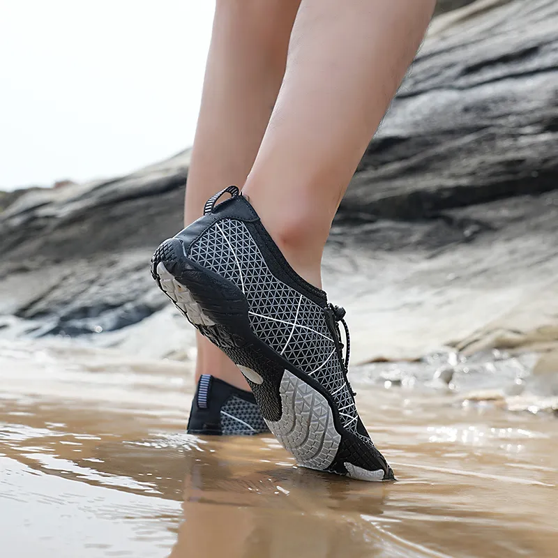Beach Hiking Shoes For Men And Women Wear Resistant Trainning Sneakers With Non Slip Sole Ideal For Indoor And Outdoor Activities Available In Sizes 36 47 From Homepro8 22.91 DHgate.Com