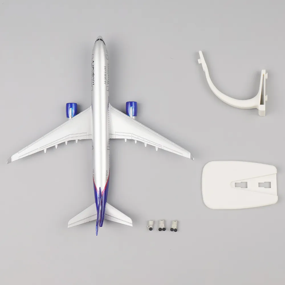 Modèle Avion Aeroflot A330 En Alliage – 16/20 Cm – Collectionneur – Support Plastique Inclus – Cadeau Passionné