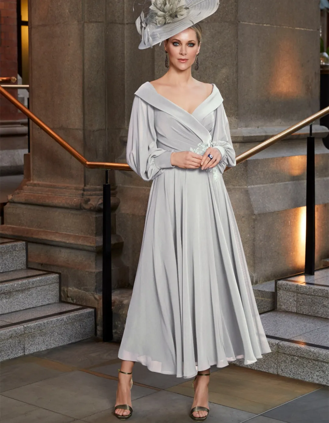 Elegant Mother Bride Dresses: Short Silver Chiffon A Line V Neck