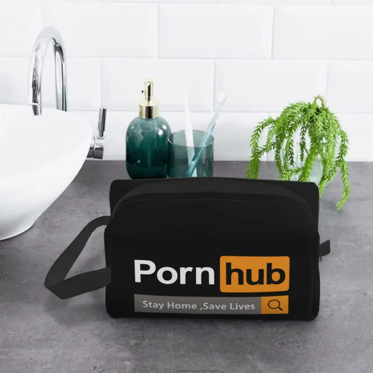 Travel Cosmetic travel bag with Custom Logo for Women