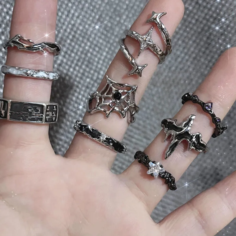 Womens Gothic Aesthetic Gothic Rings With Irregular Black Cross Star Animal And Spider Design Perfect For Halloween And Raves From Ddmymaster 8.81 DHgate.Com