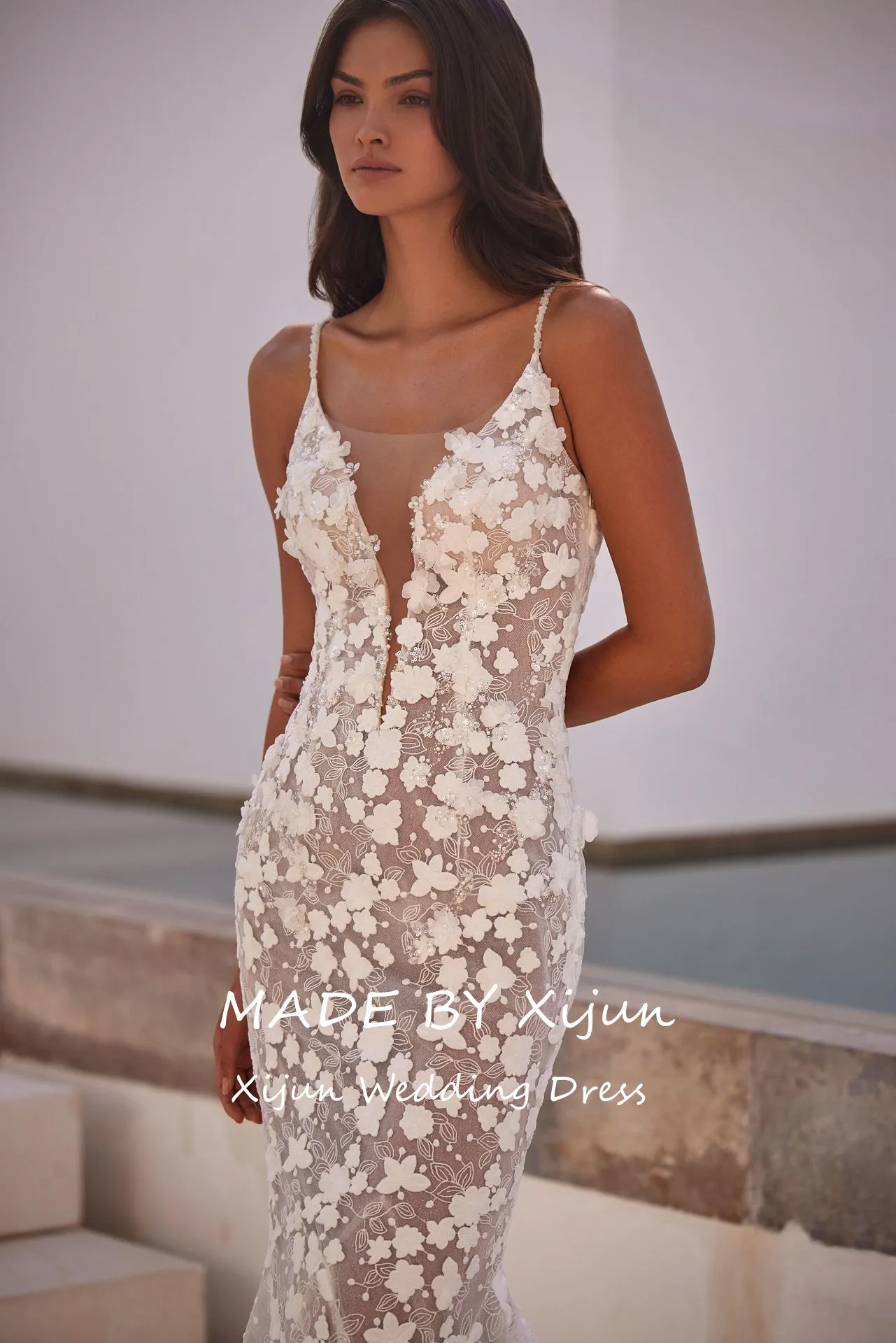 Sexy Deep V-Neck Lace Suspenders Evening Dress Sexy Deep V-Neck Lace Suspenders Evening Dress