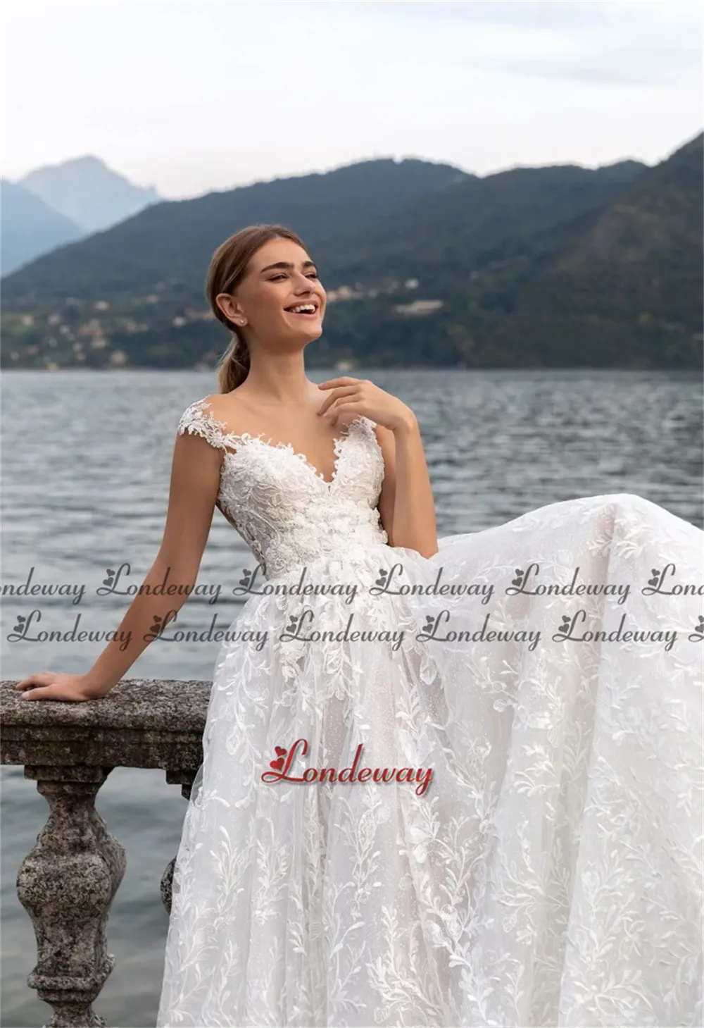 Graceful Strapless Wedding Dresses, Lace Appliques Elegant Wedding Dresses Graceful Strapless Wedding Dresses, Lace Appliques Elegant Wedding Dresses