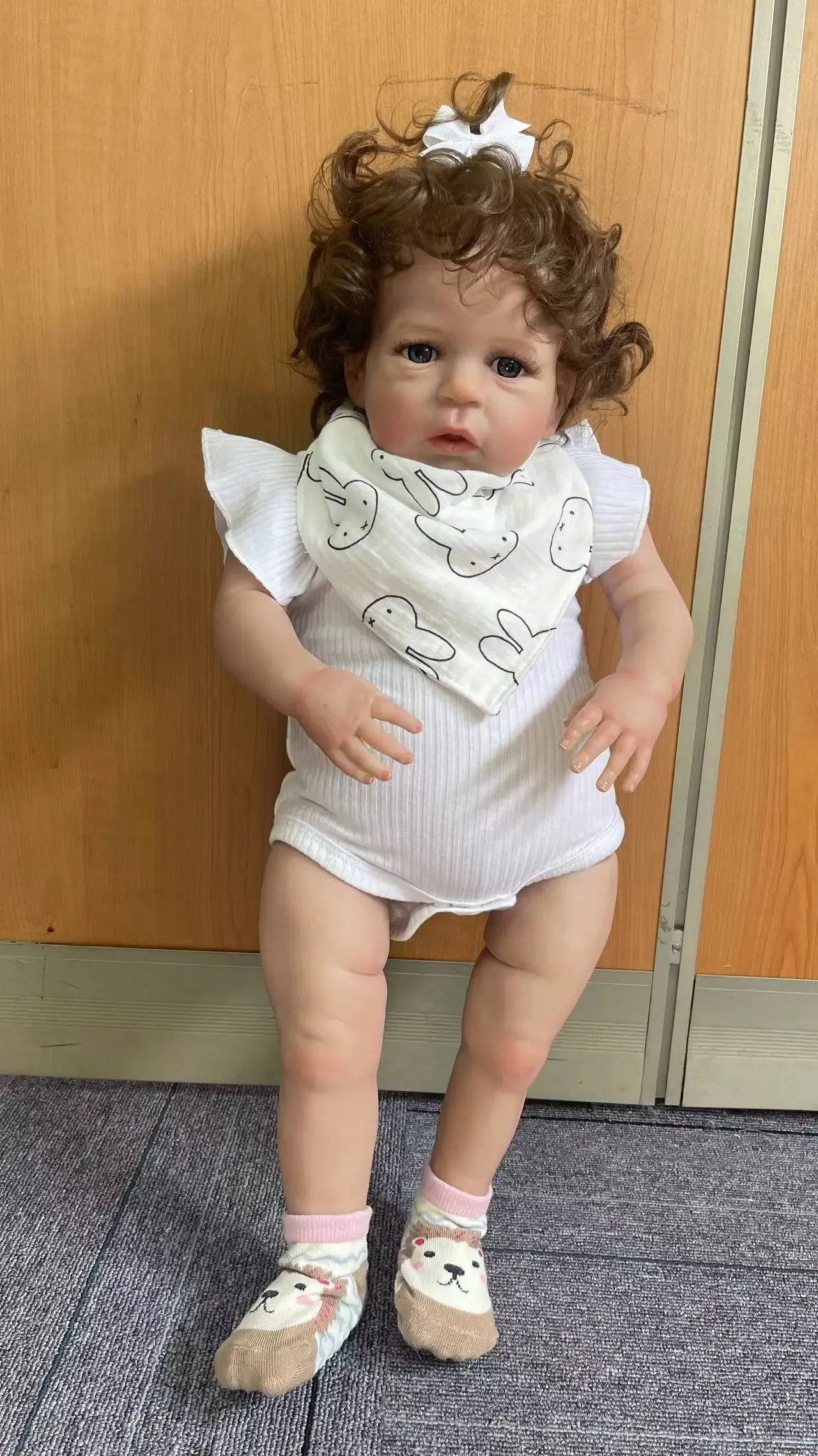 Lifesize Vrouwelijke Pop: 60 Cm Realistische Pasgeboren Babypop Met 3D Huid  En Zichtbare Aderen, Zachte Aanraking, Handgemaakt Van 43,09 € | DHgate, image size:1280x2276