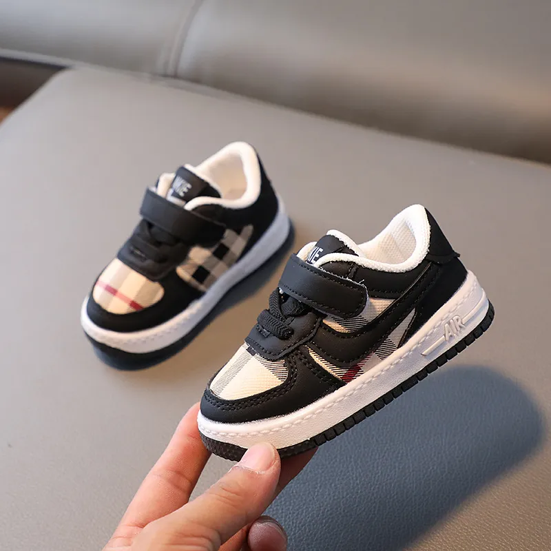 Soft Rubber Sole Anti Slip First Toddler Girl Shoes For Toddlers And Kids New Baby Walker Toddler Girl Shoes From Realmeee 8.23 DHgate.Com