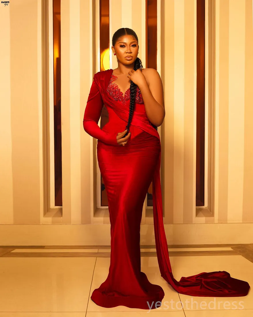 Red Illusion Mermaid fitted Red prom dress for Plus Size Black Women - Long Sleeves, Appliqued Beaded Lace, Perfect for Evening Formal Events, Red Illusion Mermaid fitted Red prom dress for Plus Size Black Women - Long Sleeves, Appliqued Beaded Lace, Perfect for Evening Formal Events,