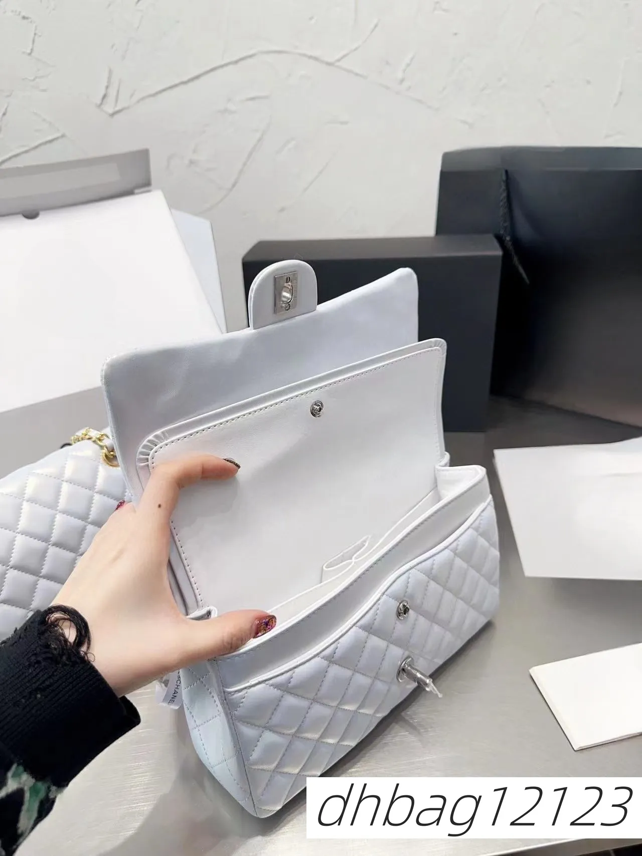 CF Luxury Fashion 2.55 Bags Classic Flap Crossbody Flap Shoulder Bag With Designer Chains Lambskin Tote Cowhide Caviar Wallet Wholesale Price For Women From Dhbag12123 65.92 DHgate.Com