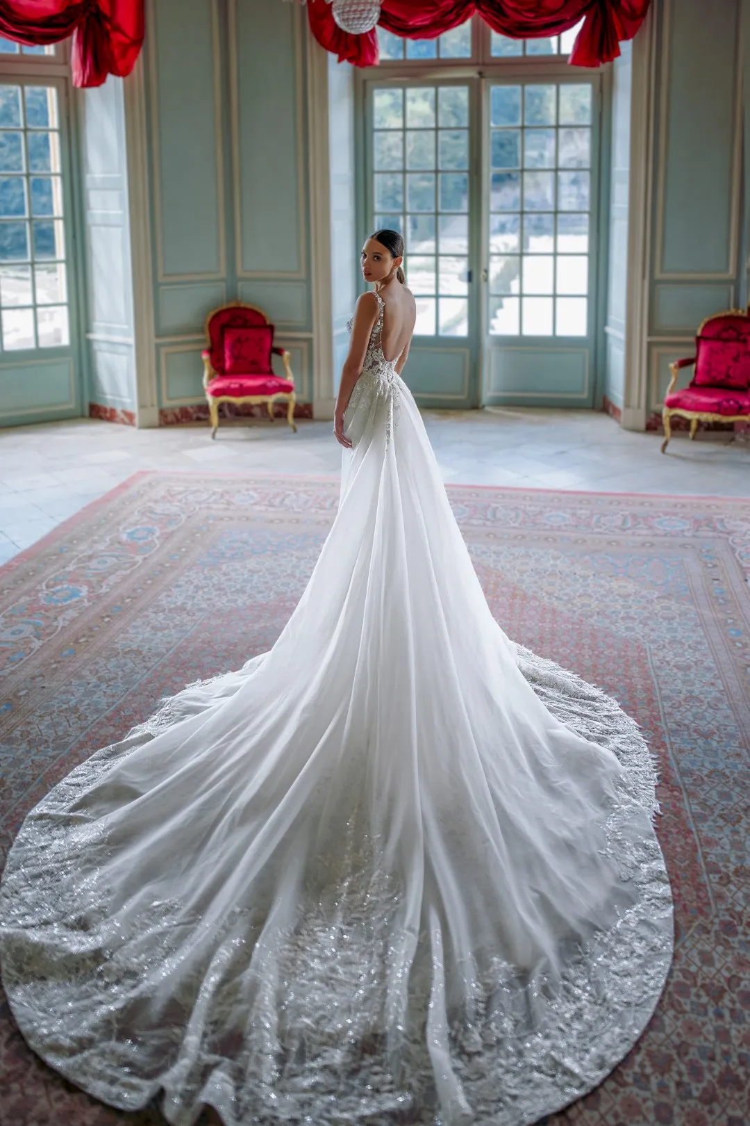 2024 Mermaid wedding attendee dress with Pearl Beauty