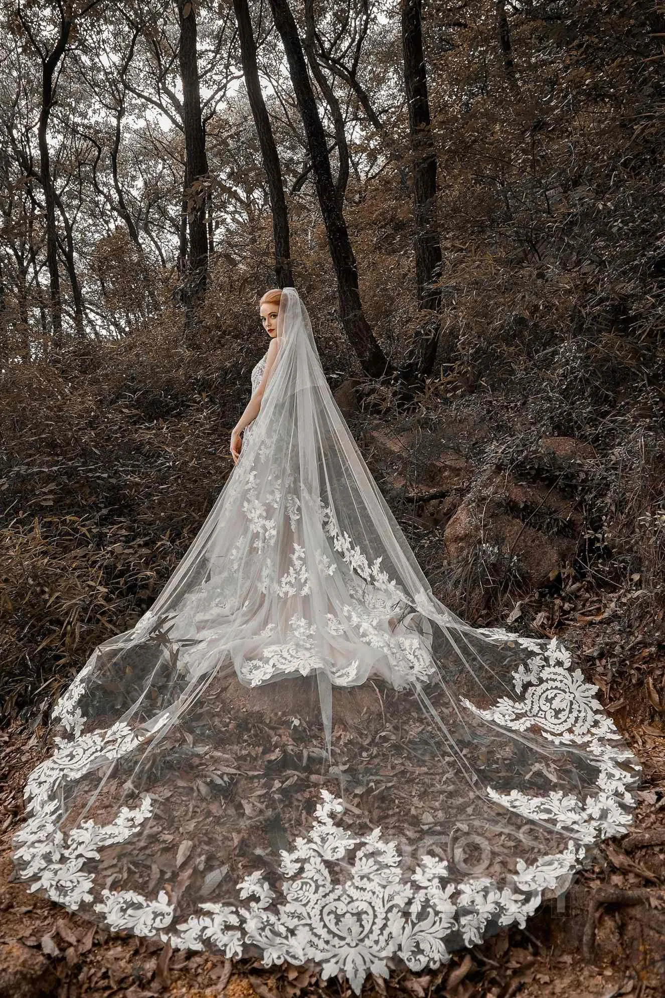 Wedding Veils 1 Tier White Ivory 3M/4M/5M Lace Long Train Bridal Veil with Comb Amazon.com: White Ivory 3m 4m 5m Long Wedding Veil with Comb  main image 2