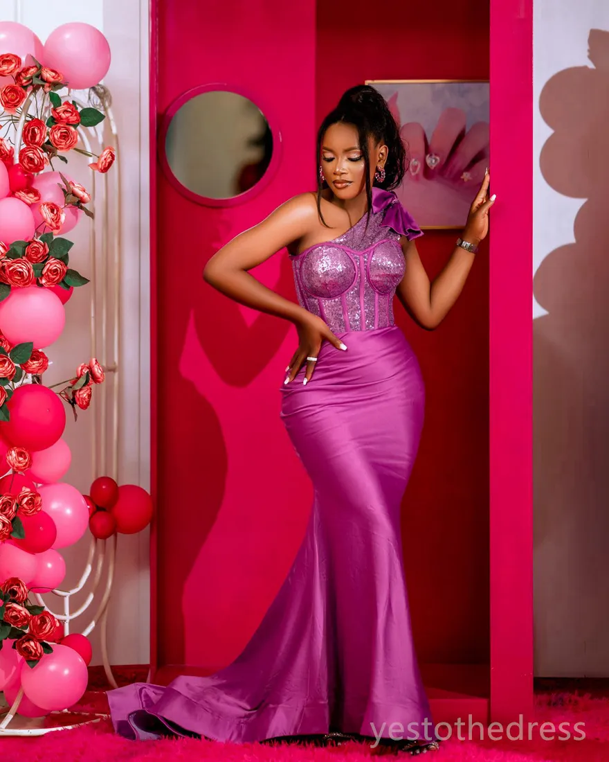 Fuchsia evening gowns 2025