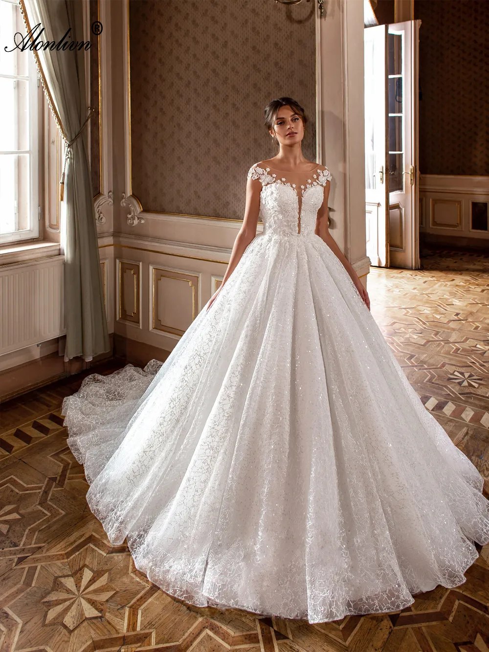 Short Lace Sleeve Wedding Gown: Elegant A Line Bridal Dress  display picture 2