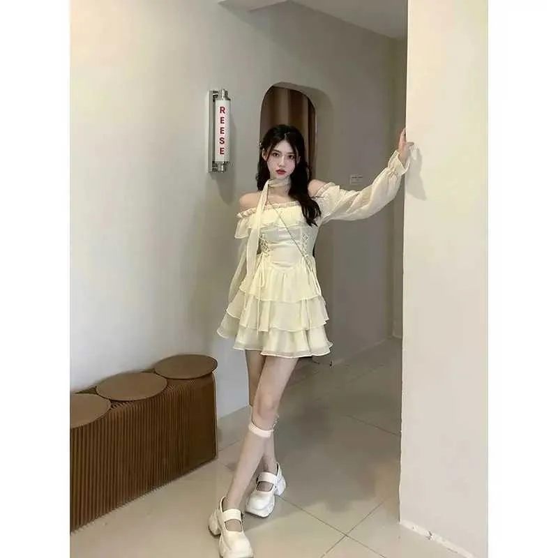 mini dress korea DAZY Apricot Ditsy Floral Short Dress Women's Cocktail Mini Slim Fit Spaghetti Strap Knitted Fabric Cami Boho Casual Beach Summer Sundress,M