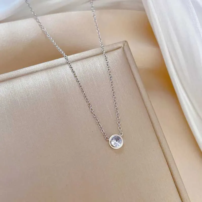 Zircon Pendant Necklace Elegant Stainless Steel Classic Jewelry_voghion.com