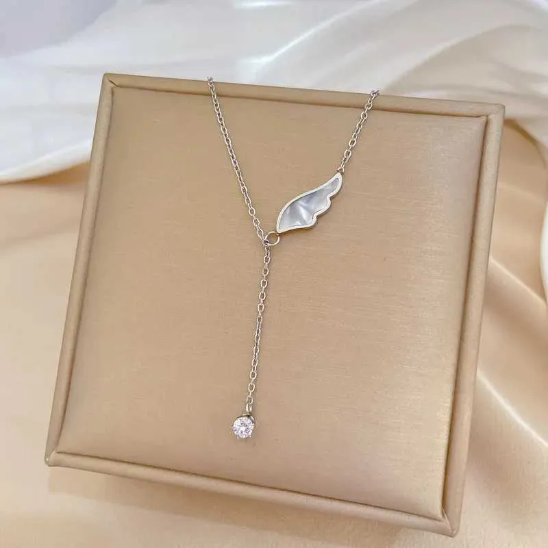 Collane con ciondolo alla moda con conchiglia bianca e ali d'angelo Collana leggera Personalità classica Nicchia Ins Stile semplice_voghion.com