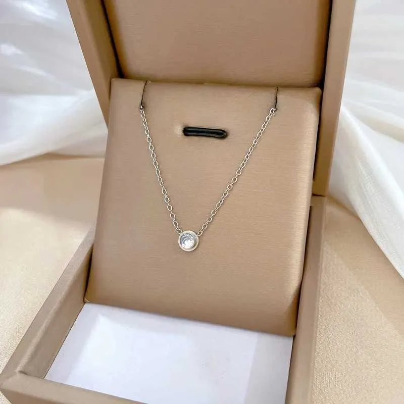 Zircon Pendant Necklace Elegant Stainless Steel Classic Jewelry_voghion.com