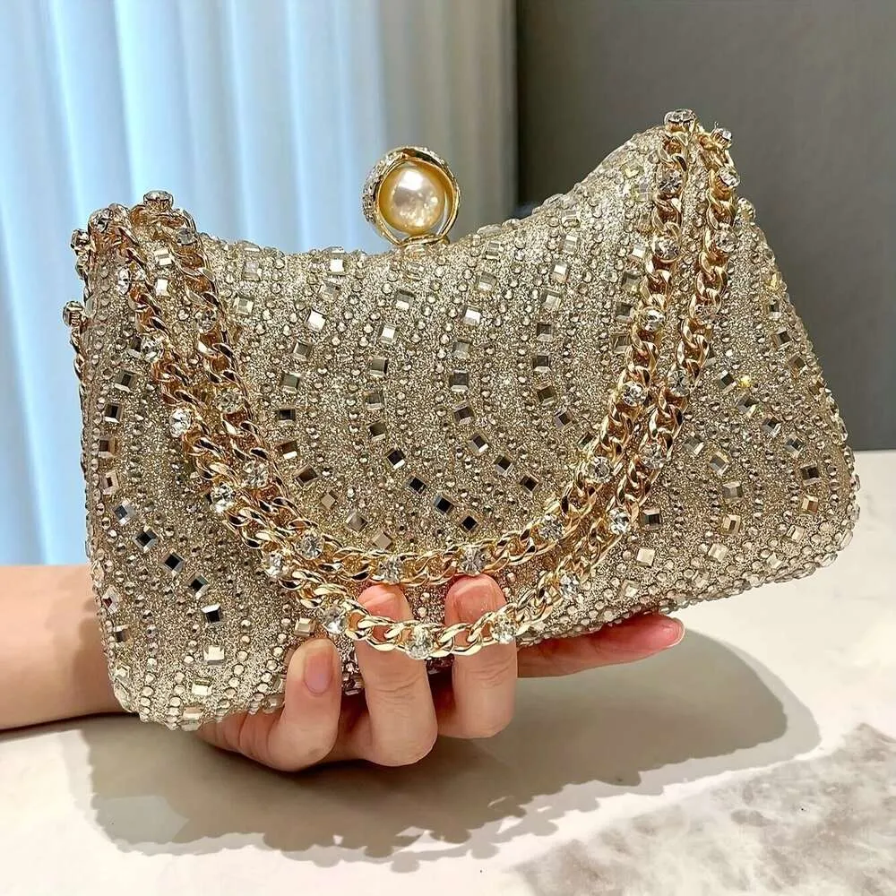 Women urious Rhie Evening Clutch Bag, Glittering Handheld Party Purse With Detachable Chain Strap, Elegant Accessory For Weddings Banquets Formal Events,