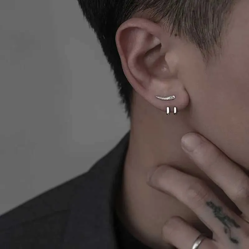 Ear Lobe Piercings Boys With Two Earrings Ear Piercings Men Hoop