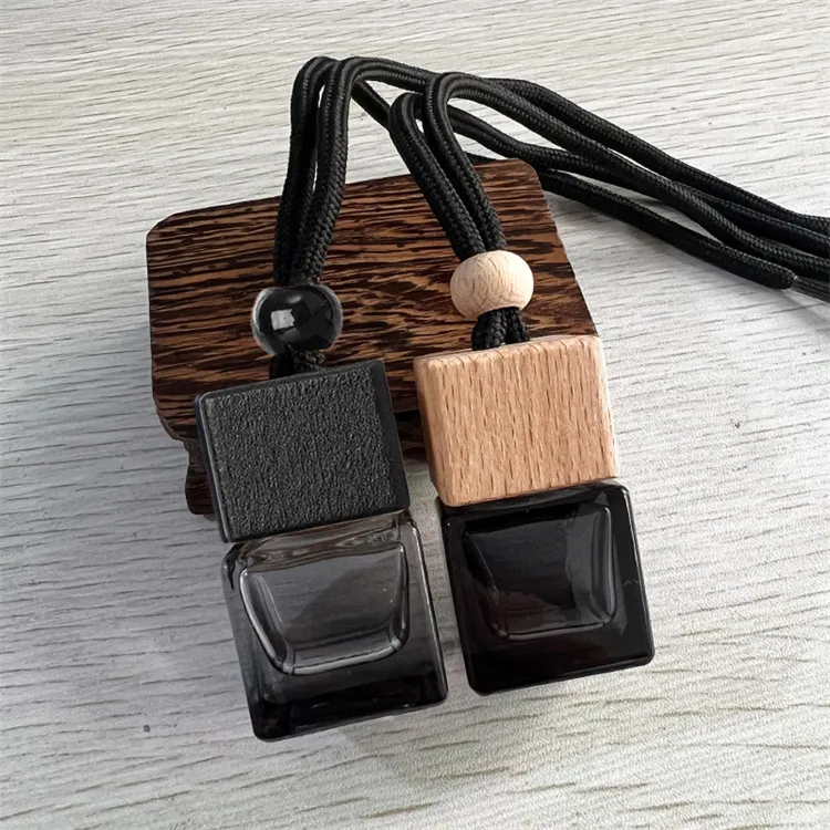 Wood Car Freshener Cube: 8ml Hanging Car Fragrance Diffuser With