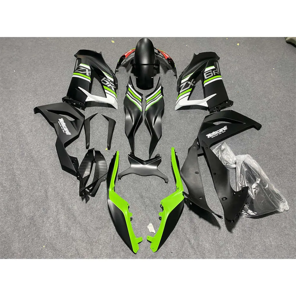 かず Z1 Z2 KZ 系 プラグコードナンバープレートセット 81-4370 (1