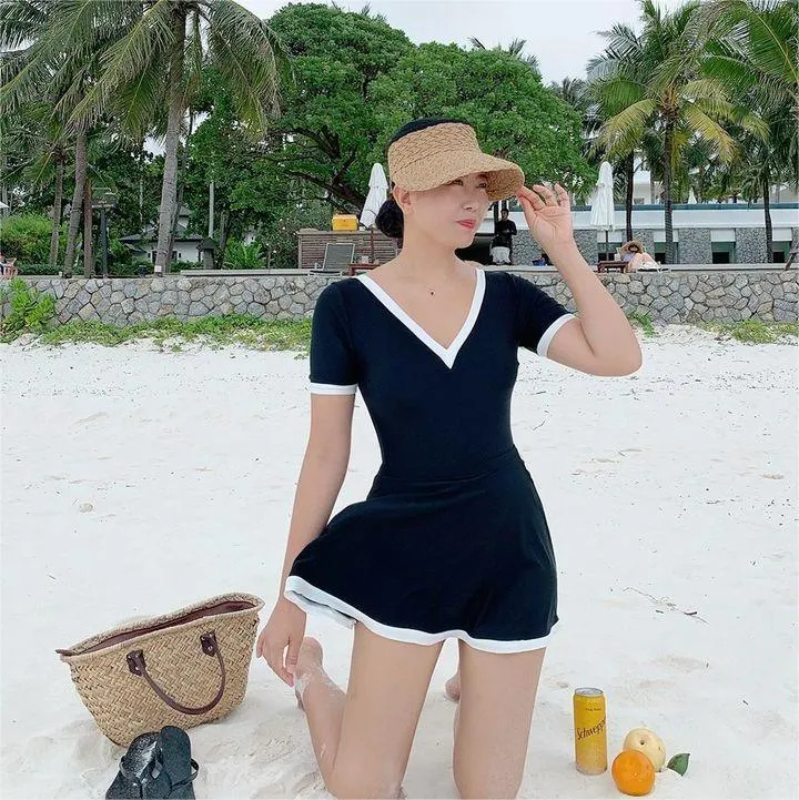 Bathing Suit One Piece Suit And Dress Style 2025 European And