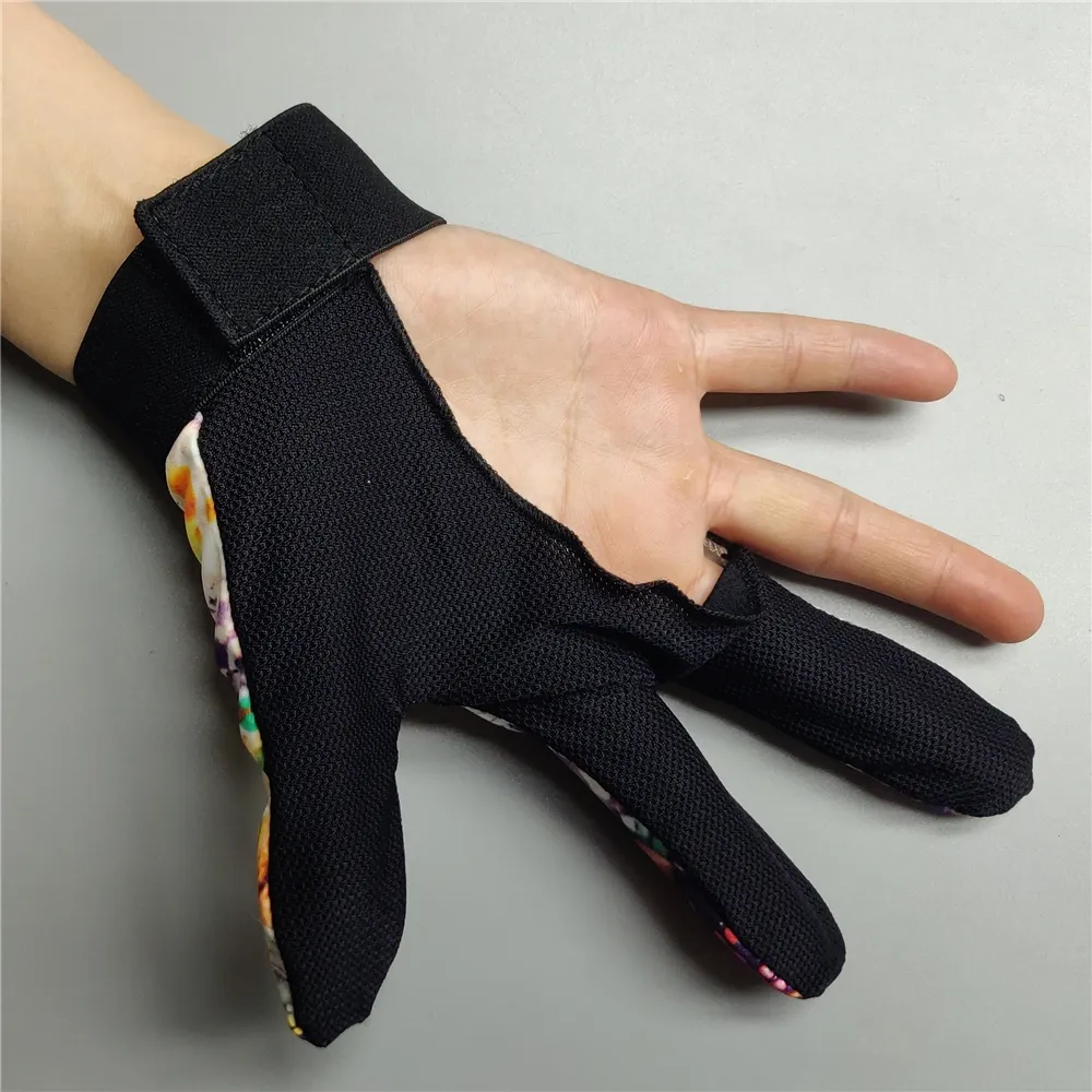 Billiards Glove - Professional Snooker & Pool Glove For Left Or Right Hand, Breathable Mesh Palm, 3-Finger Design