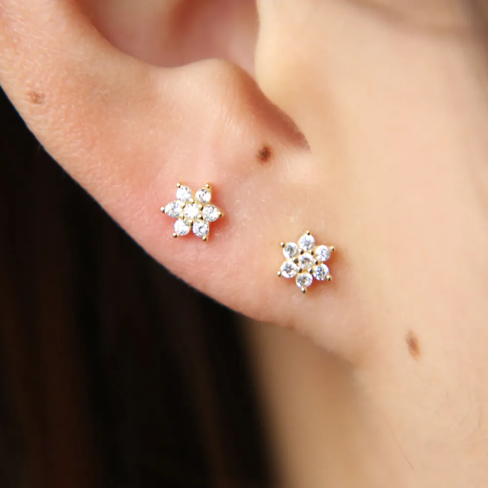 ピアス TATIANA (SILVER925) Flower Cubic Full Heart Earring 4BTR240 www.Nuroco.com - 925 Sterling Silver Aaa Cubic zirconia