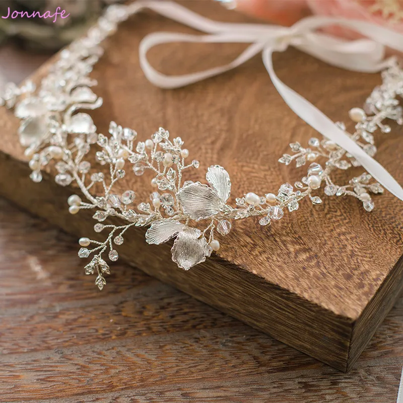 Bridal Dazzling Silver Floral Haircrown Wedding Headwear Photography Makeup Styling Up-hair Crown  main image 4