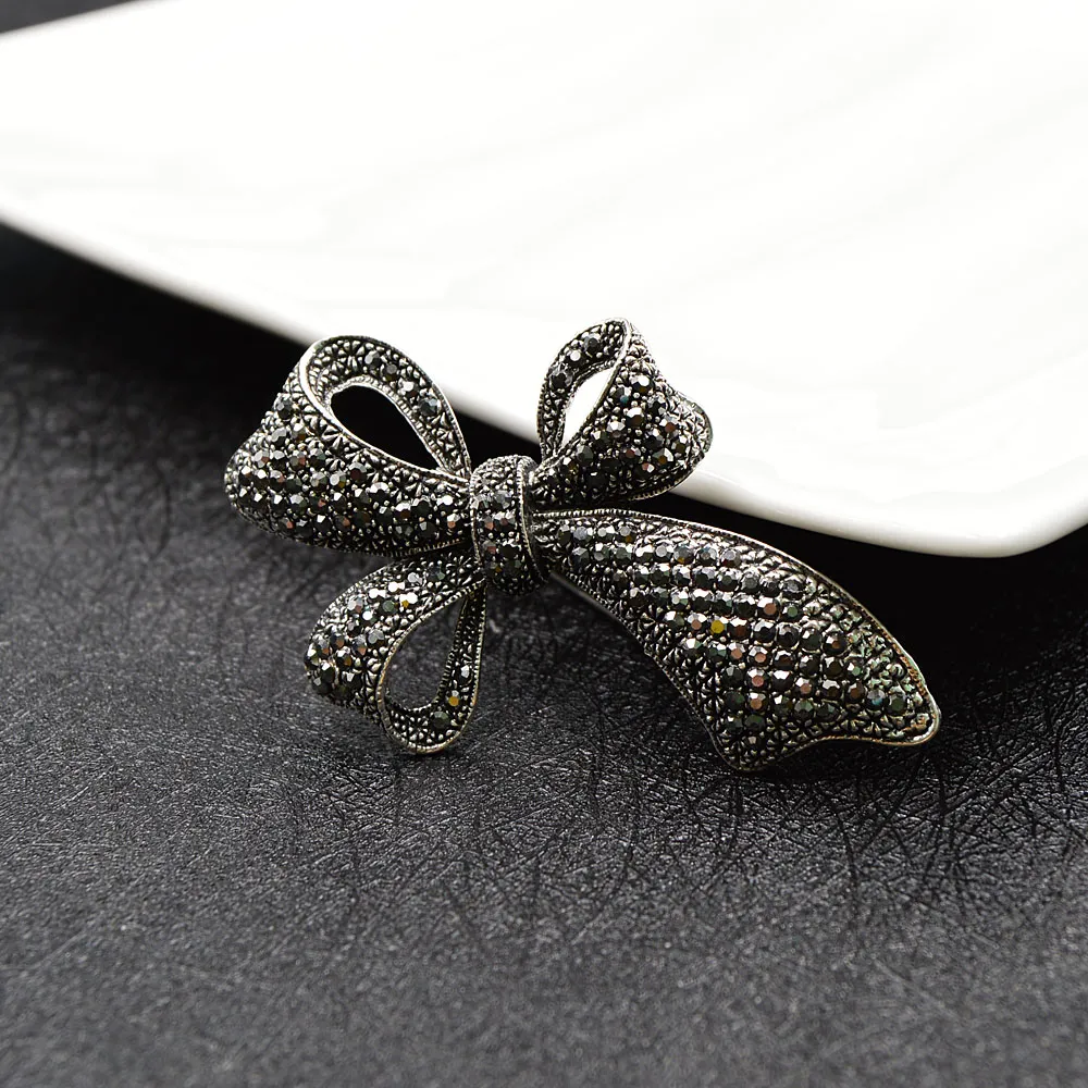 CINDY XIANG Rhinestone Bow Brooches, Exquisite Womens Winter