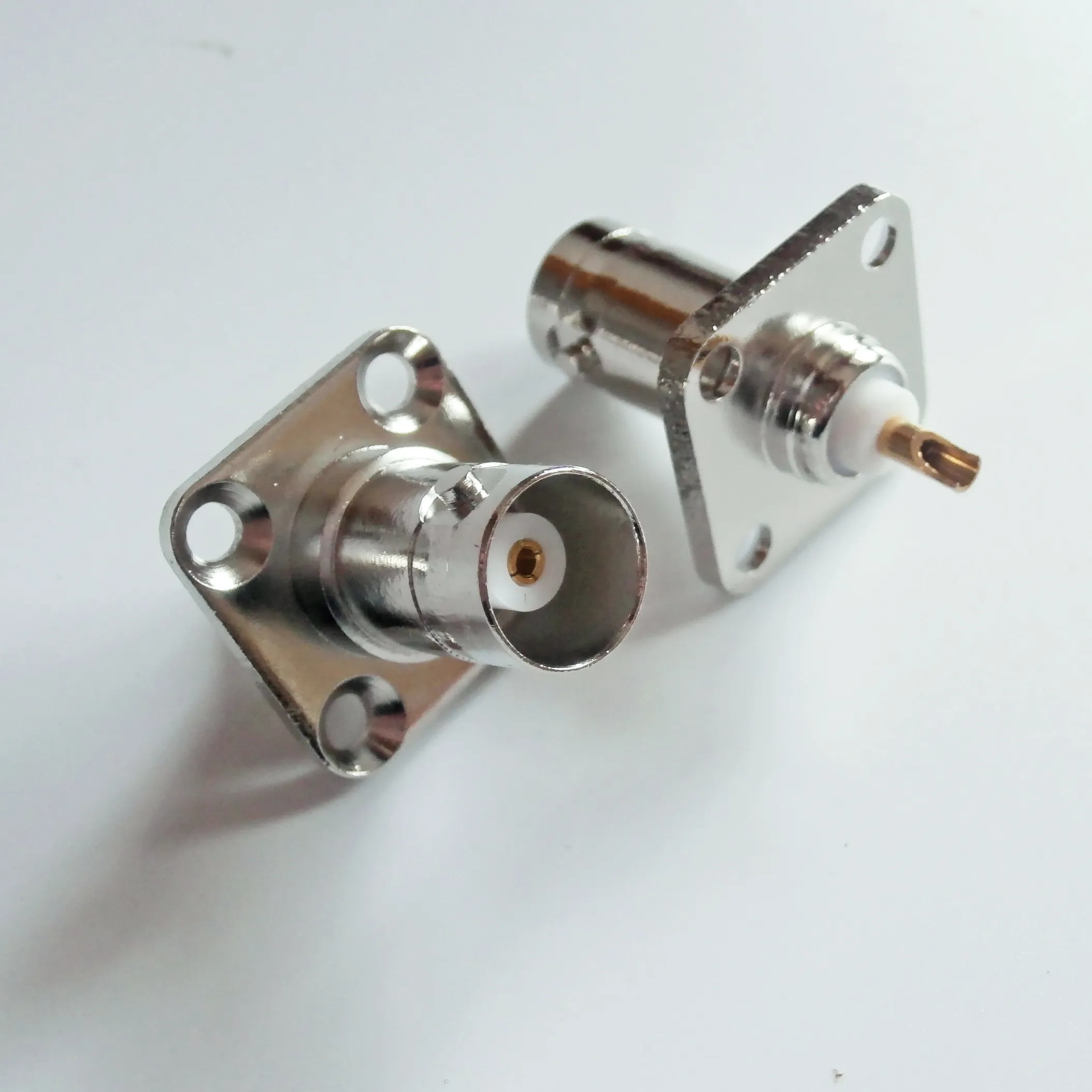 thumbnail interactive-video image 1 of 25-Pack BNC Female Panel Mount Connectors – Chassis Mount Bulkhead RF Connectors With Nuts 1 of 5