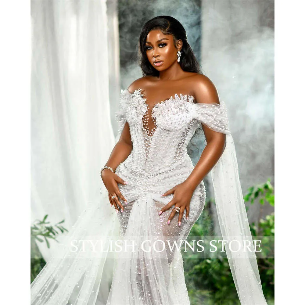 Off shoulder white wedding dress hot sale